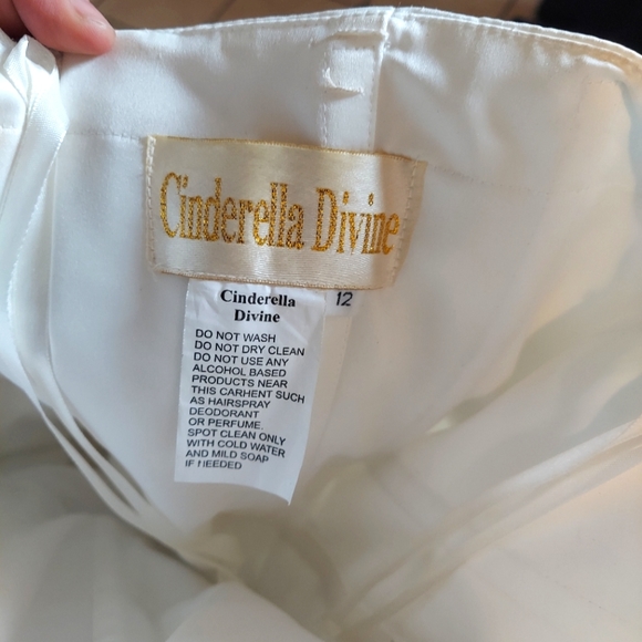 Beautiful Pearl Ivory Sequin Rhinestone Sweet 16 Dress Amazing Condition - Picture 8 of 9